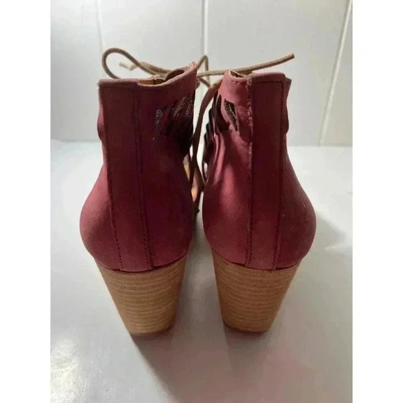 Caterpillar shoes   - Picture 3 of 4